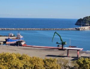 Zonguldak Valiliğinden denize giriş yasağı
