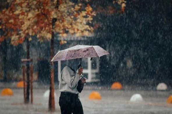 Akom Uyardı: Yağışlı Hava Geri Geliyor