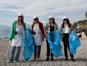 Antalya'Da Konyaaltı Sahillerinde Plastik Atıklara Karşı Yeni Proje
