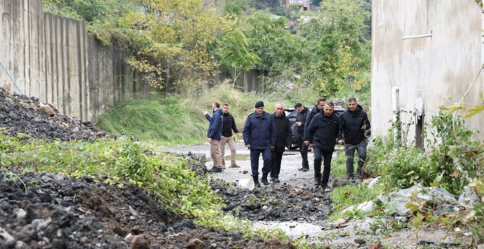 Zonguldak’ta istinat duvarı çöktü: Vali bölgede inceleme yaptı