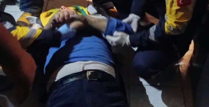 Zonguldak’ta üç kat düşen asansördeki kişi yaralandı