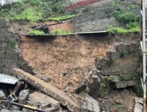 Zonguldak’ta sağanak sonrası heyelanlar: Ev tahliye edildi, istinat duvarı yıkıldı