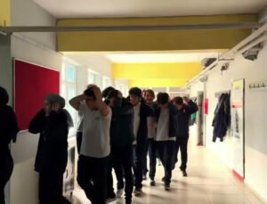 Zonguldak Fen Lisesi’nde afet tatbikatı yapıldı