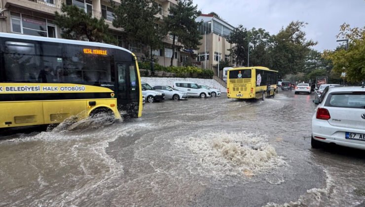 Zonguldak’ta sağanak ulaşımı felç etti: Araçlar arızalandı, tünellerde trafik kontrollü sağlandı