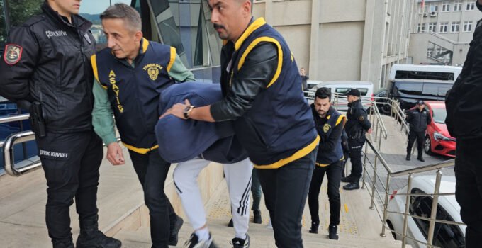 Zonguldak’ta düğün konvoyuna ilişkin soruşturmada 3 kişi adliyeye sevk edildi