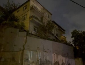 Zonguldak’ta iki katlı binada göçük ihbarı ekipleri harekete geçirdi