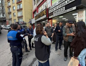 Zonguldak’taki göçüğün ardından 28 dairelik apartman da tahliye edildi