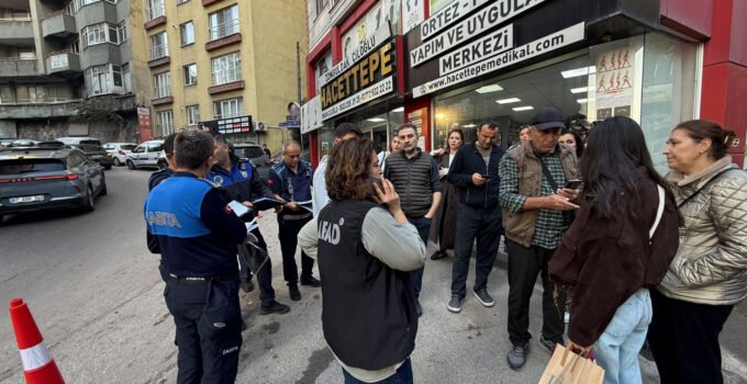 Zonguldak’taki göçüğün ardından 28 dairelik apartman da tahliye edildi