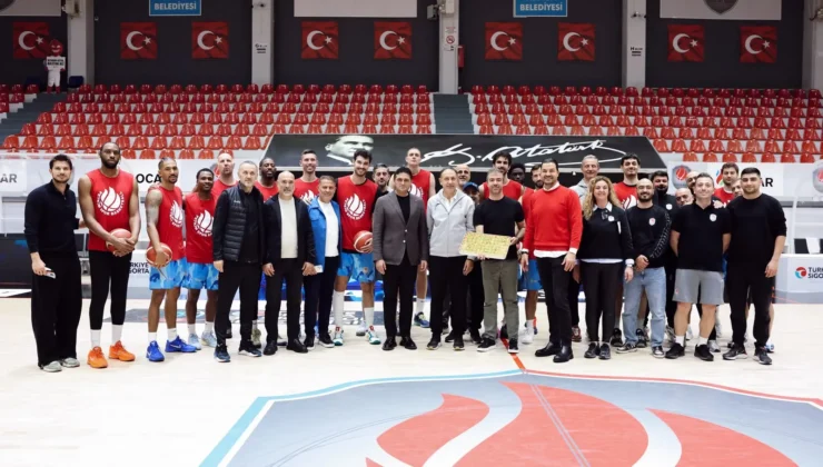 Başkan Serkan Acar'Dan Aliağa Petkimspor'A Ziyaret