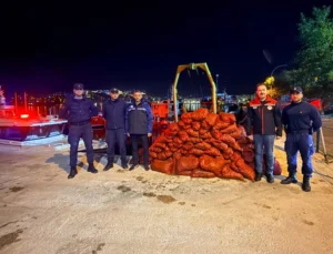 Bursa Gemlik’te 1,5 Ton Midyeye El Konuldu