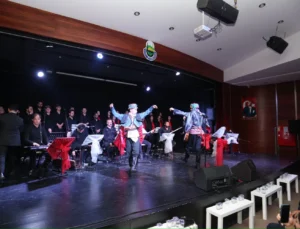 Bursa İnegöl'De Gençlik Korosu'Ndan Cumhuriyet'E Özel Konser