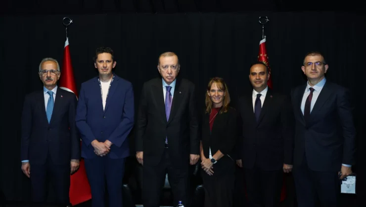 Cumhurbaşkanı Erdoğan, Spacex Yöneticilerini Kabul Etti