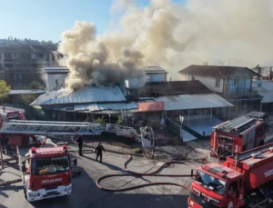 Düzce Bahçeşehir’de Çatı Yangınına Anında Müdahale