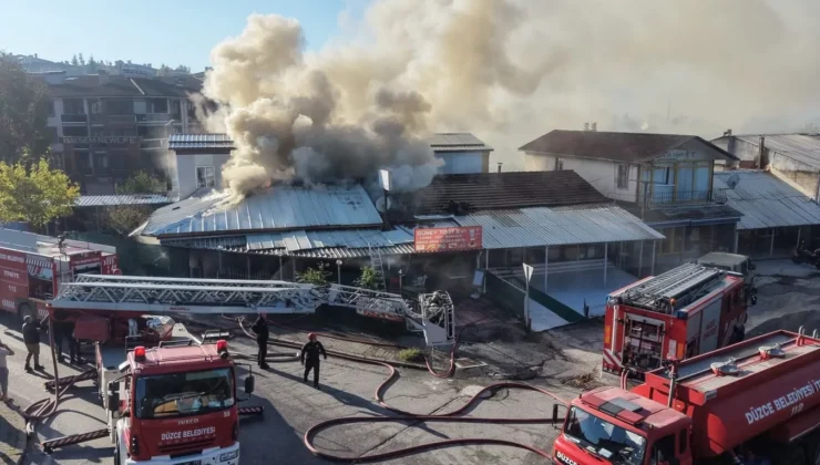 Düzce Bahçeşehir’de Çatı Yangınına Anında Müdahale