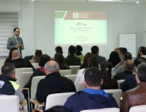 Eskişehir'De Eski̇ Personeline Kamu Ihale Eğitimi