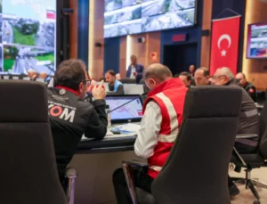 İstanbul’da Hasar Tespit Başladı… Afad'In Uyarılarına Dikkat!