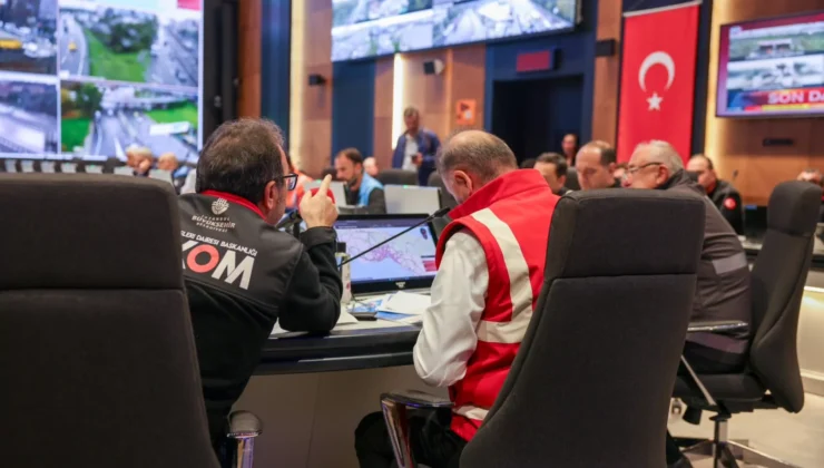İstanbul’da Hasar Tespit Başladı… Afad'In Uyarılarına Dikkat!