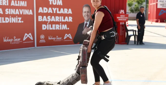 İtfaiye Eri Olmak Için Kıyasıya Yarıştılar