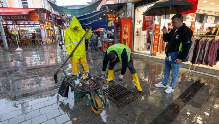 İzmir’de Yağış Mesaisi… İzsu Tam Donanımıyla Sahada