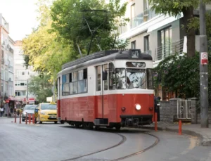 Kadıköy-Moda Tramvayı 19 Ekim’de Duruyor! Yerine Elektrikli Araçlar Gelecek