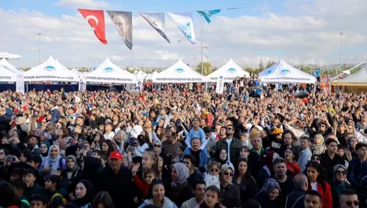 Kayseri 8'Inci Bilim Festivali'Nde Bilim Ve Teknoloji Coşkusu Zirveye Ulaştı