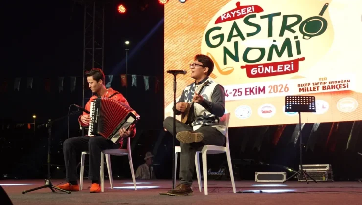 Kayseri Büyükşehir'Le Türk Dünyası Rüzgarı Esti