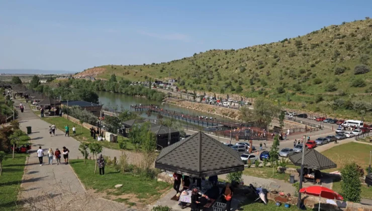 Kayseri Talas'Ta Tesislerin Mesai Saati Değişti