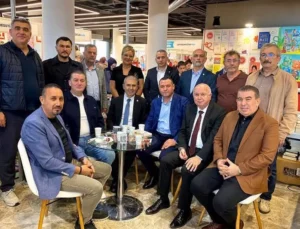 Kocaeli Kitap Fuarı'Nda Yüksel Ercan’a Büyük Ilgi