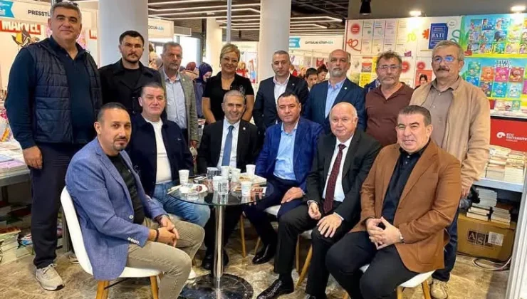Kocaeli Kitap Fuarı'Nda Yüksel Ercan’a Büyük Ilgi