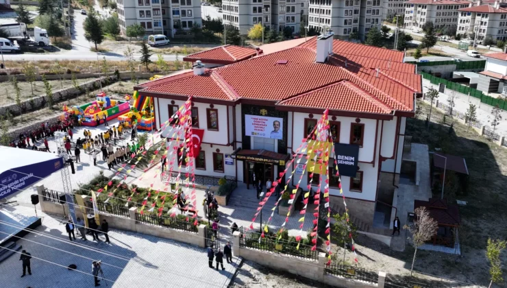 Konya'Da Altınekin Şehir Konağı Törenle Hizmete Girdi