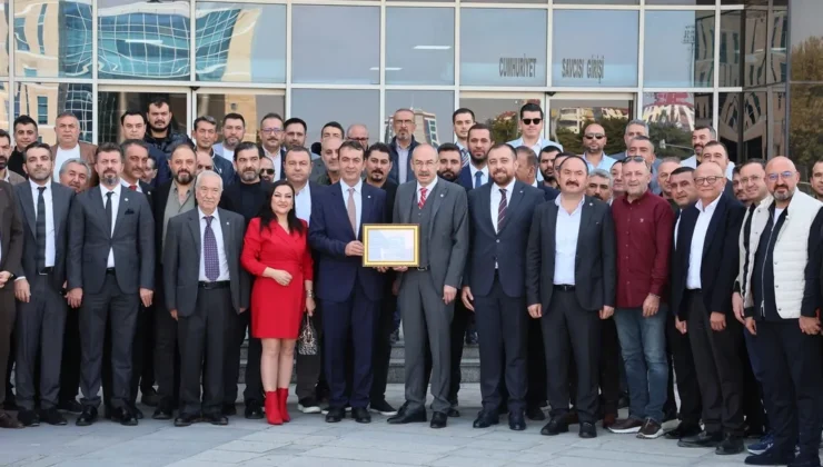 Kto Başkanı Ömer Gülsoy Mazbatasını Aldı