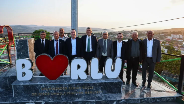Manisa Köprübaşı’nda Balıkçının Yüzü Güldü