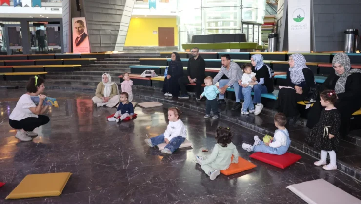 Osmangazi'De Ebeveynler Çocuklarıyla Kitap Okuma Yollarını Öğrendi