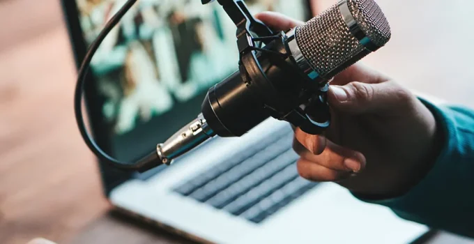 Podcastler Dinleme Alışkanlıklarını Değiştiriyor