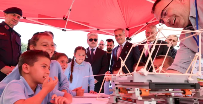 Sakarya'Da Köy Okullarında Bilim Rüzgarı Esti