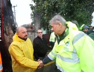 Sakarya'Da Vali Doğan Ve Başkan Alemdar Afet Bölgelerinde