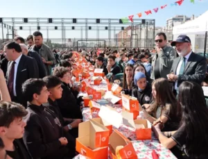 Türkan Altun Ve Avukat Mehmet Altun Anadolu Lisesi Açıldı